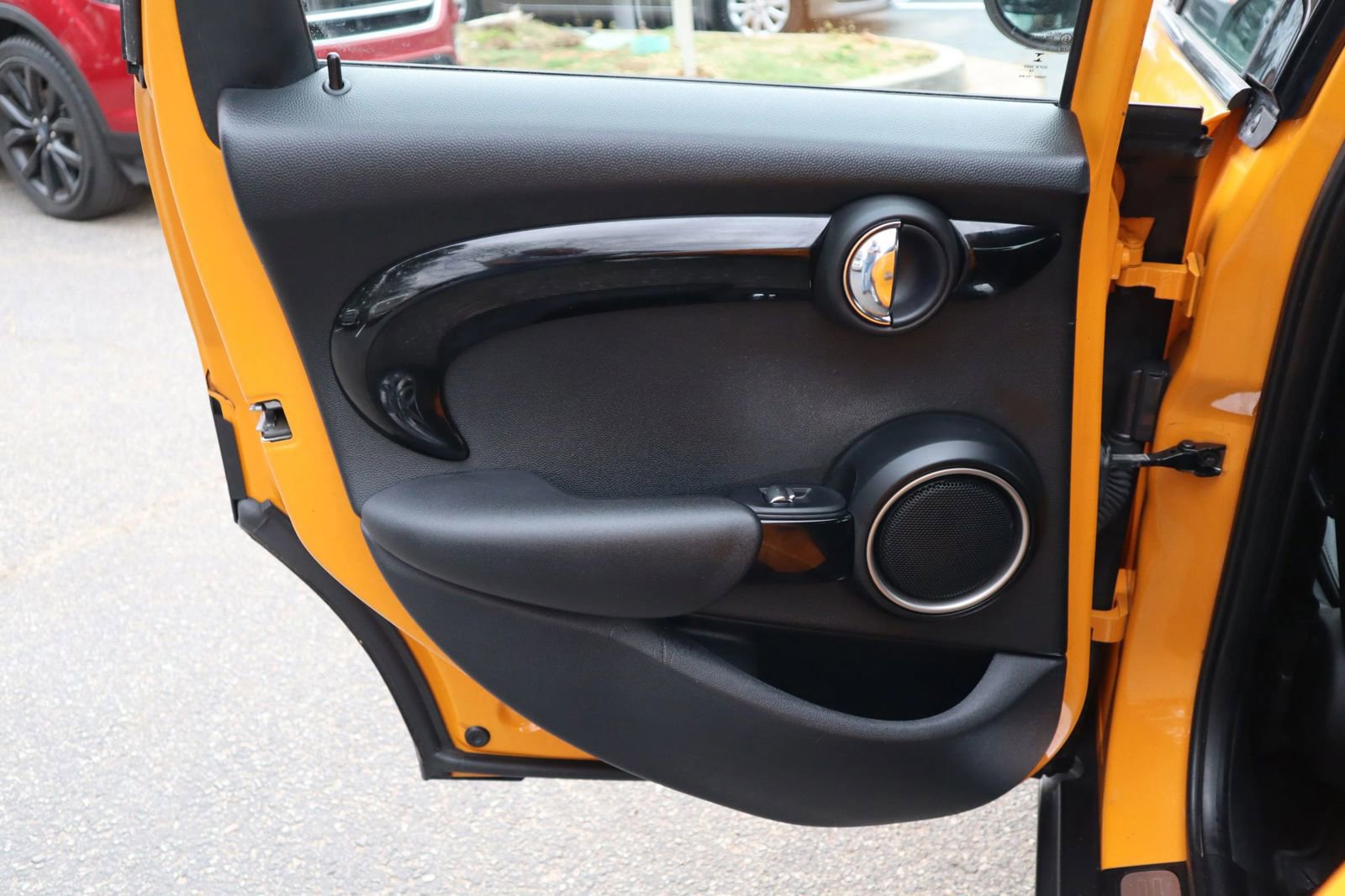 Used 2015 MINI Cooper S image 10