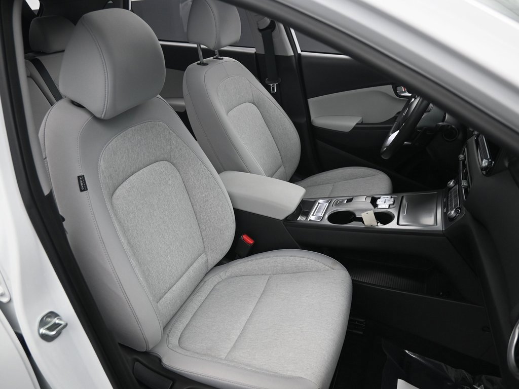 Used 2023 Hyundai Kona SEL image 40