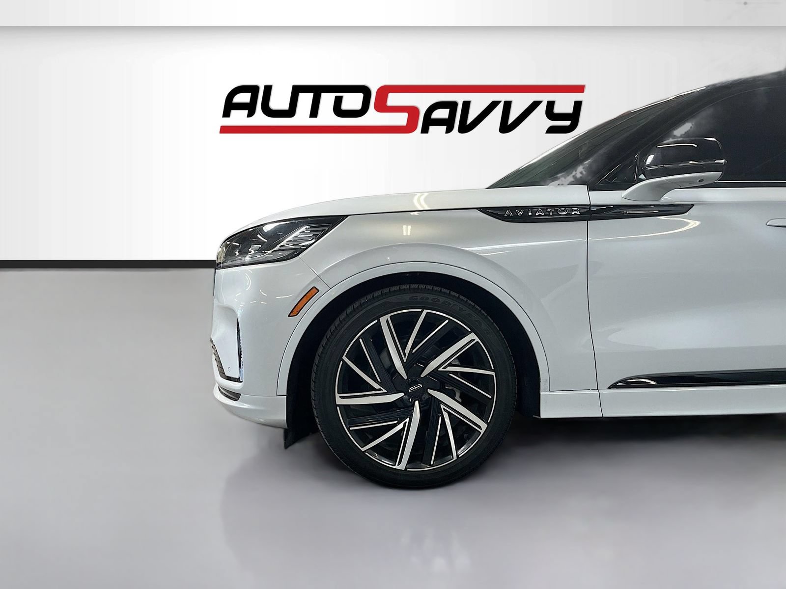 Used 2025 Lincoln Aviator Black Label w/ Black Label Special Edition AWD/4WD image 35