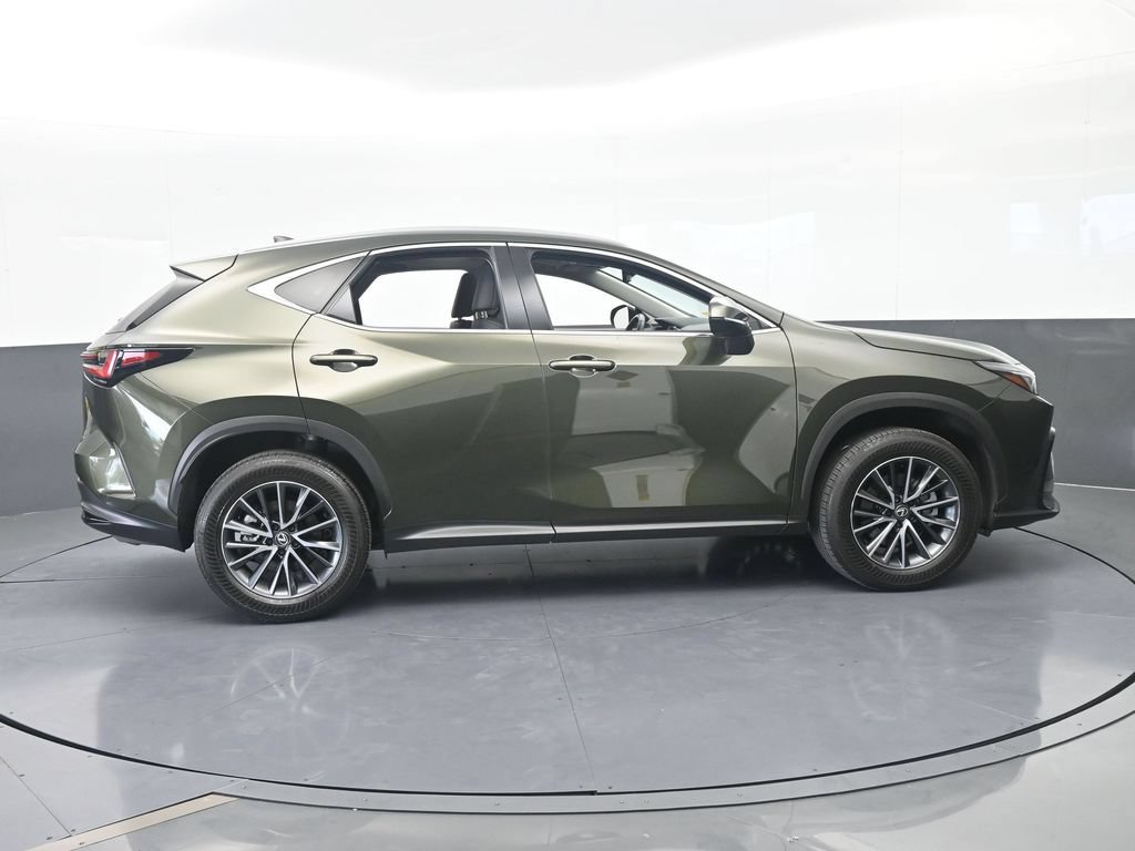 Used 2025 Lexus NX 250 FWD w/ Cold Area Package image 7