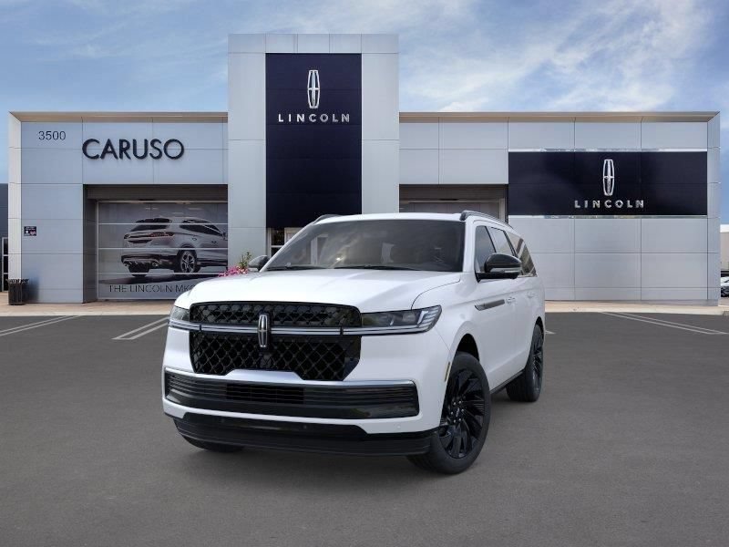 New 2026 Lincoln Navigator Reserve w/ Jet Appearance Package AWD/4WD image 2