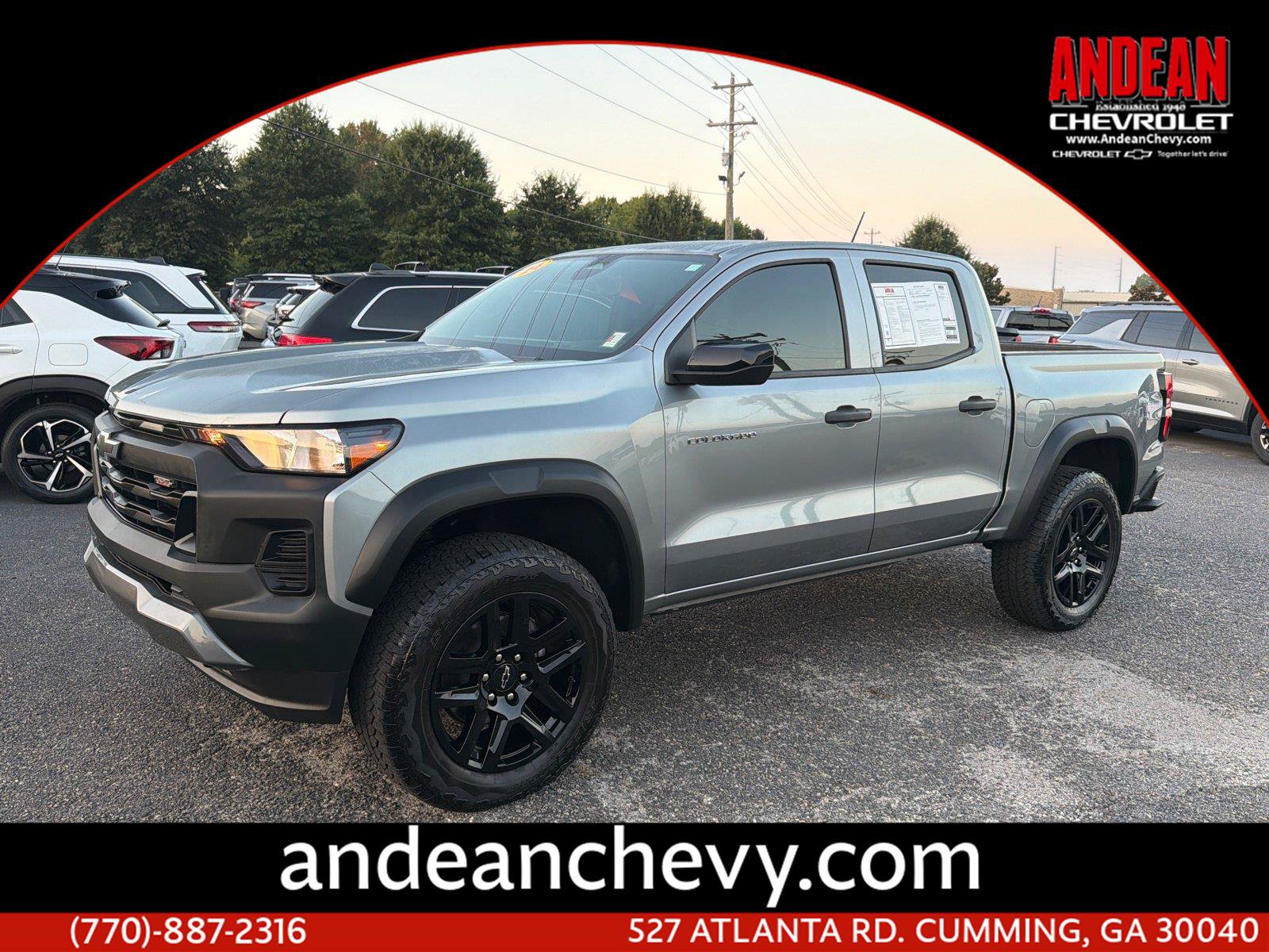 Used 2024 Chevrolet Colorado Trail Boss w/ Advanced Trailering Package AWD/4WD image 1