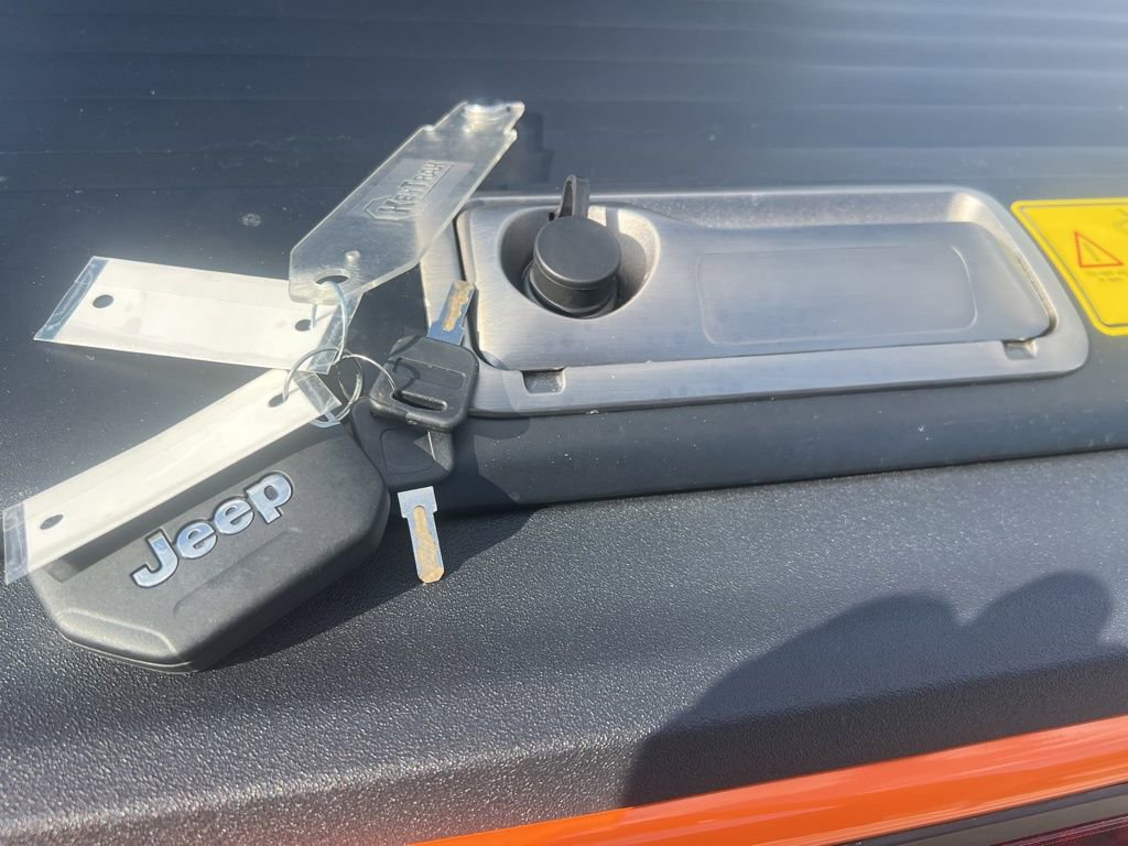 Certified 2025 Jeep Gladiator Mojave w/ Safety Group image 23