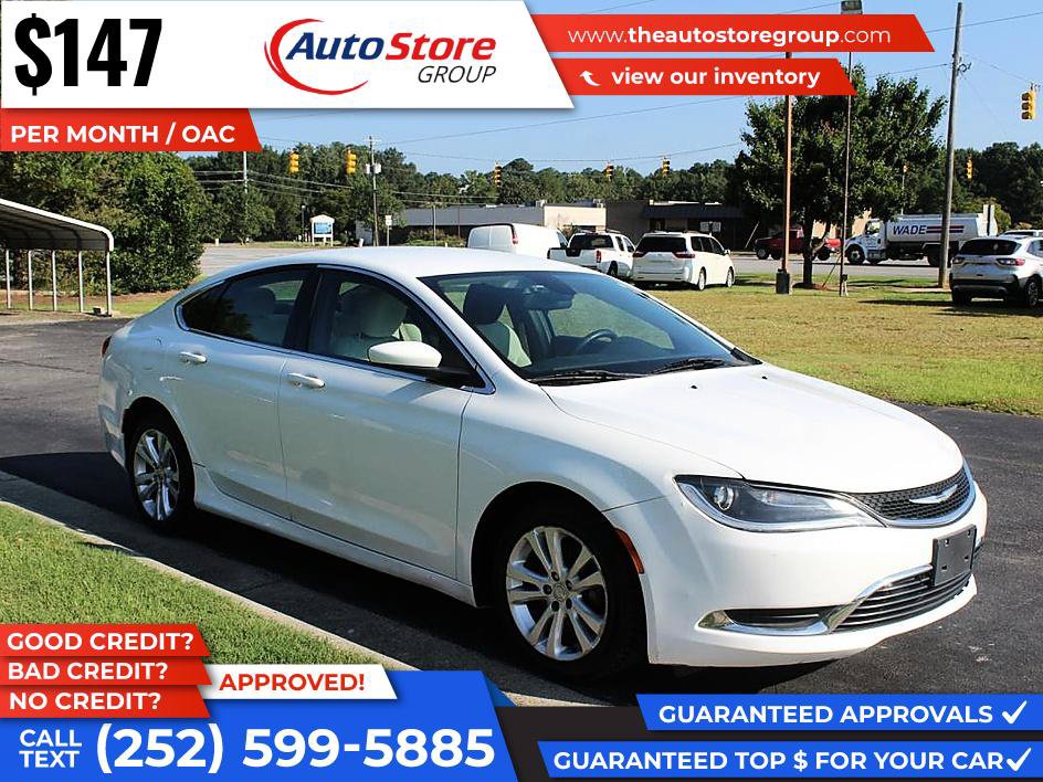 Used 2015 Chrysler 200 Limited w/ Convenience Group FWD image 4