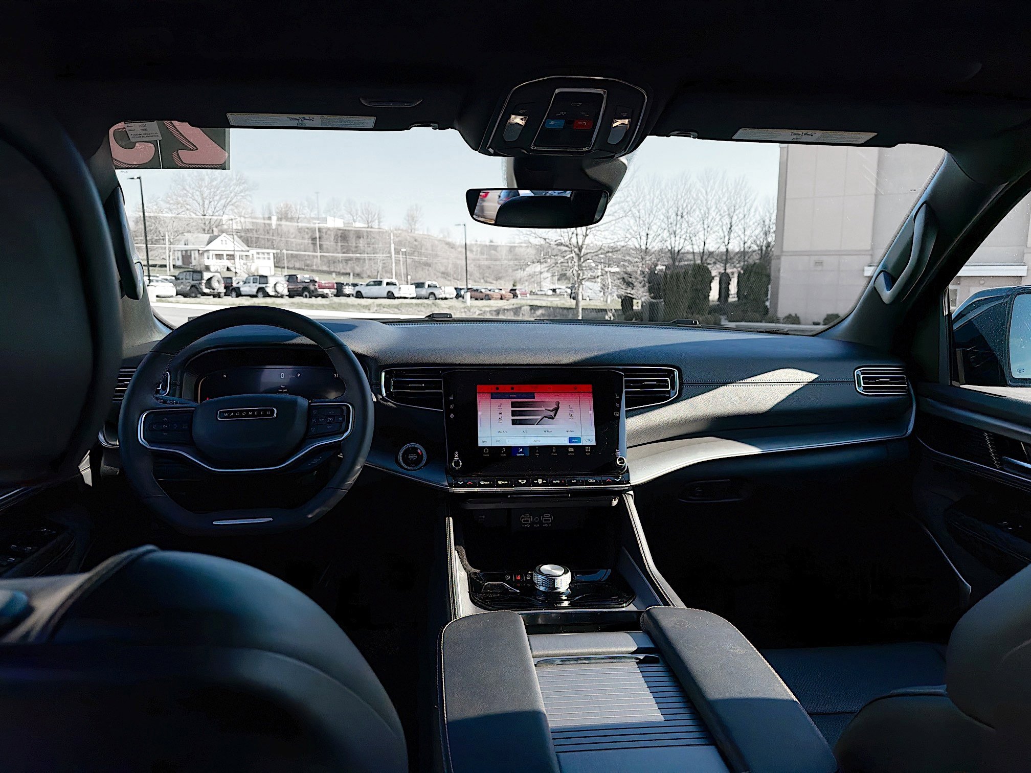 Used 2025 Jeep Wagoneer Series II image 25