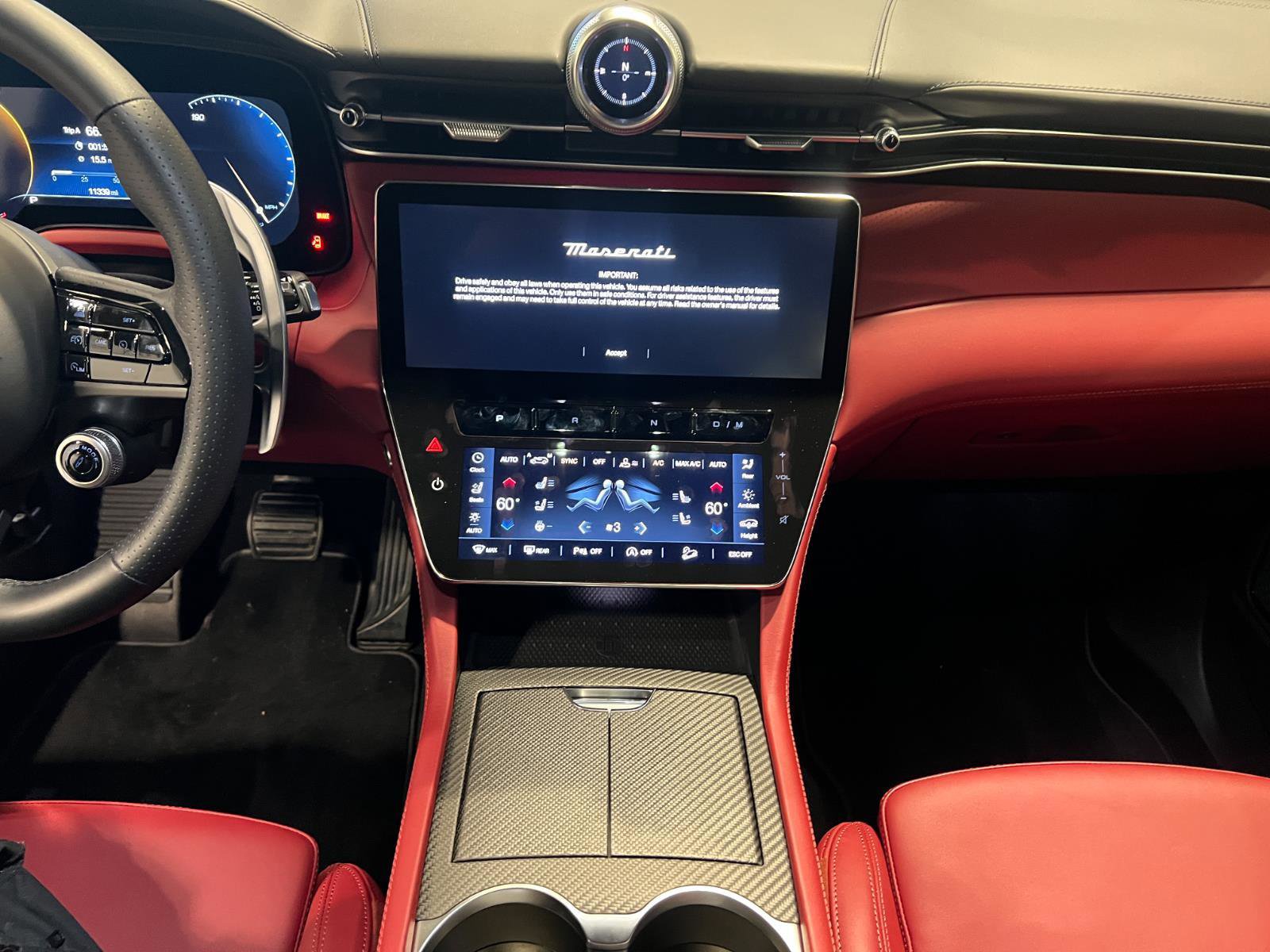 Used 2024 Maserati Grecale Trofeo image 17