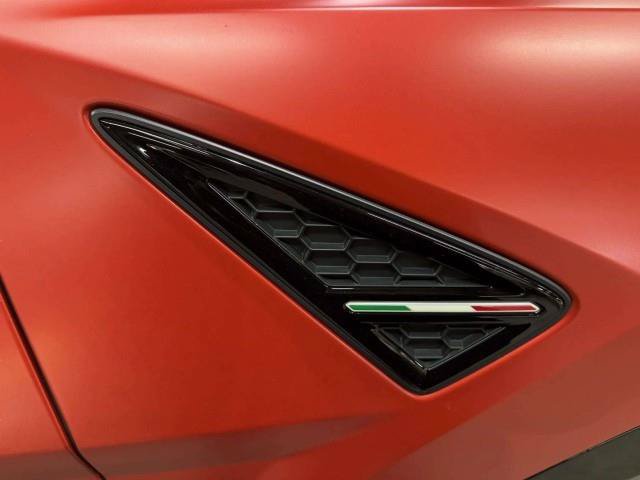 Used 2019 Lamborghini Urus AWD/4WD image 25