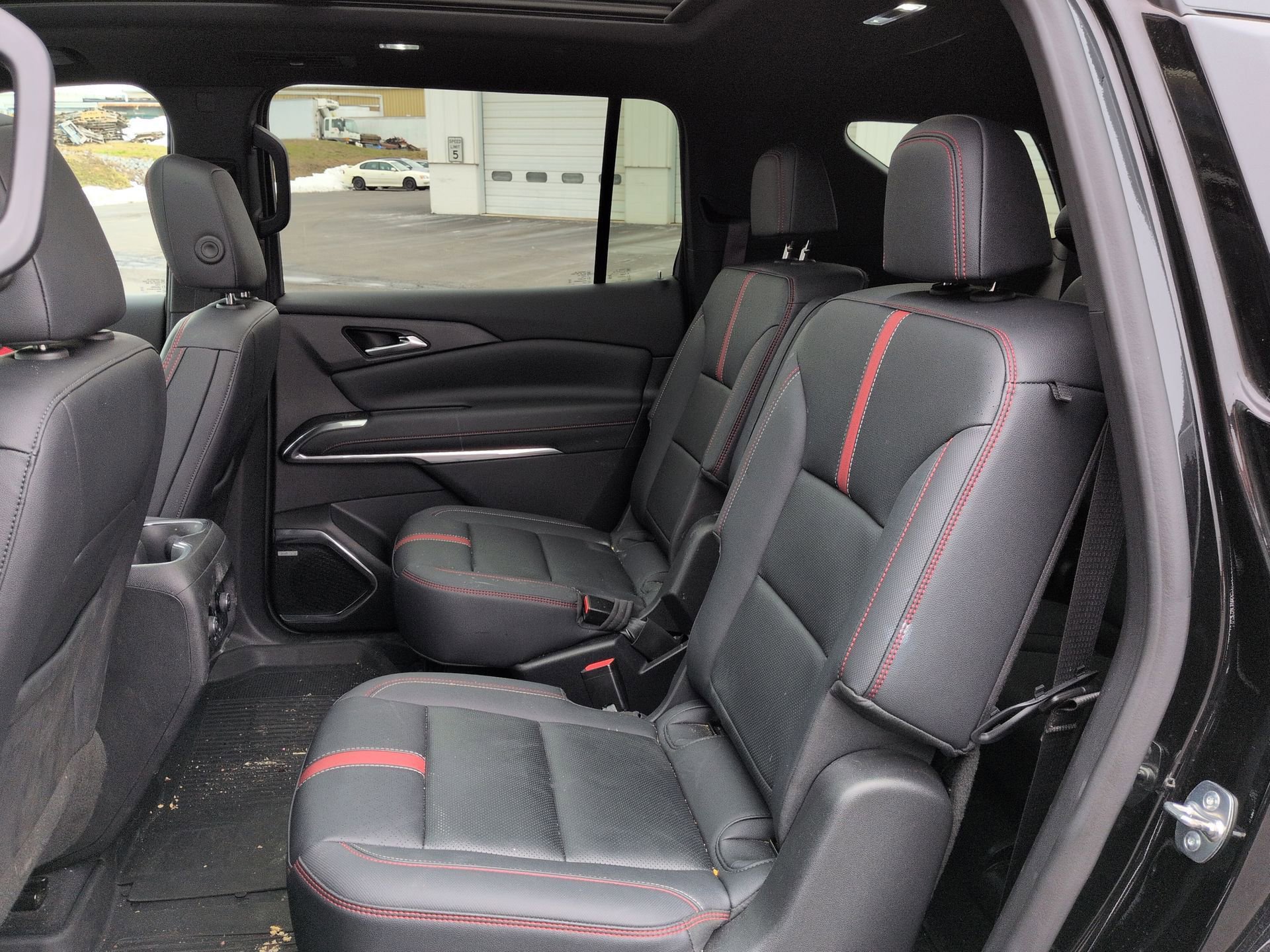 Certified 2024 Chevrolet Traverse RS w/ LPO, Floor Liner Package image 26