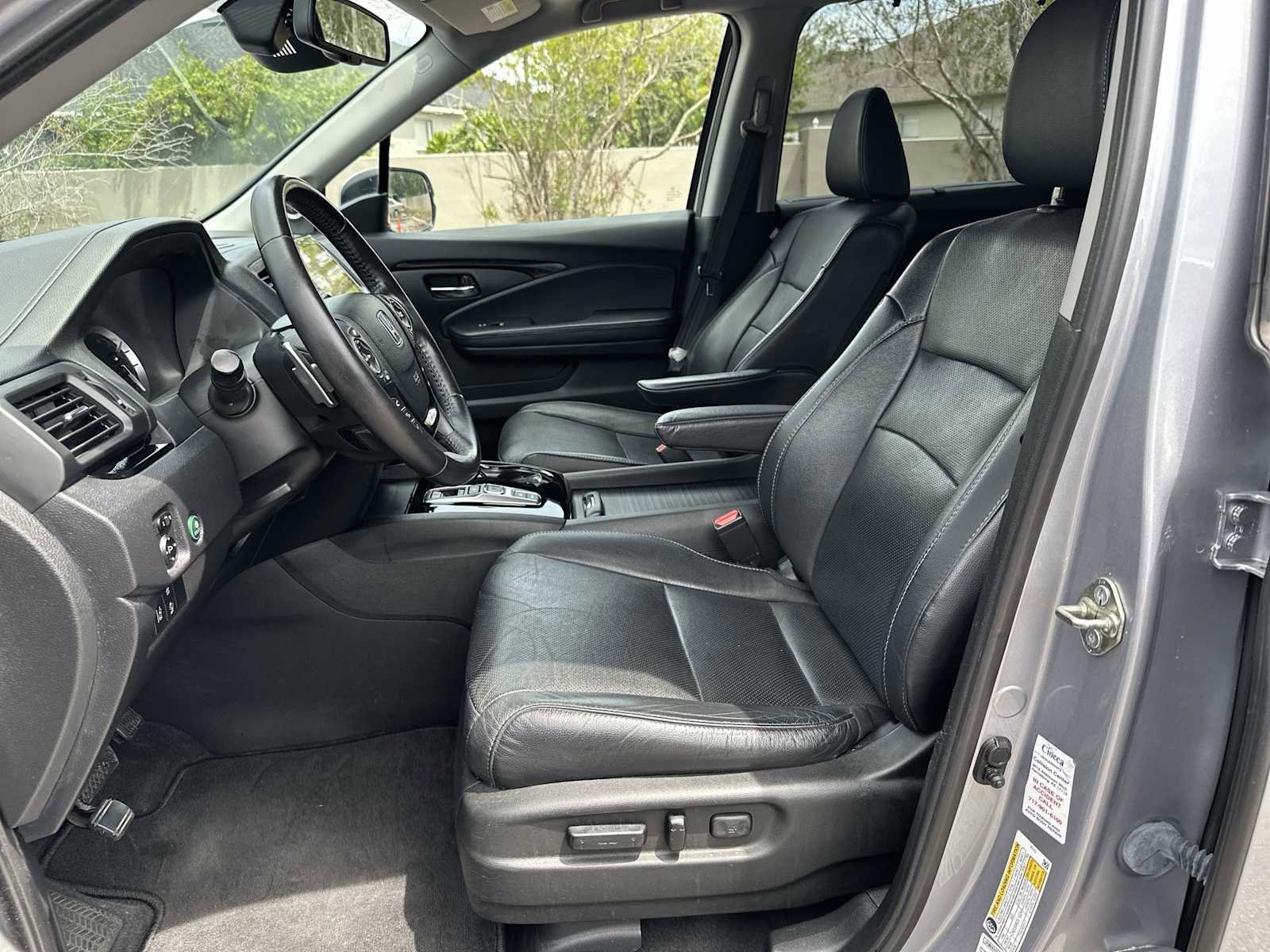 Used 2018 Honda Pilot Elite image 2