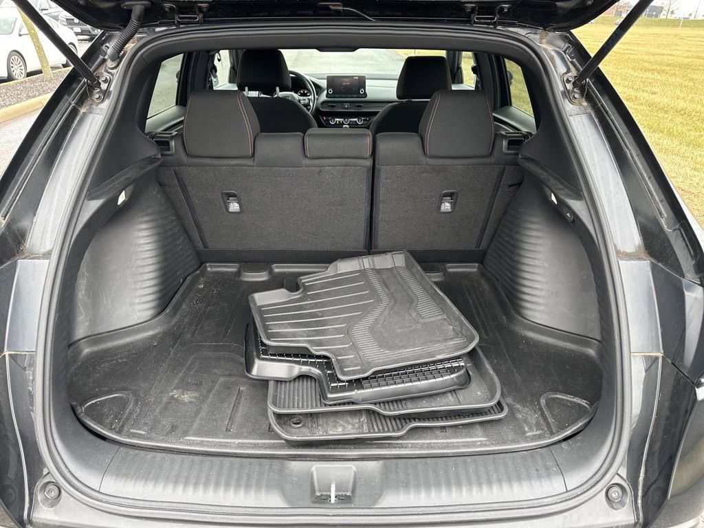 Used 2023 Honda HR-V Sport image 10
