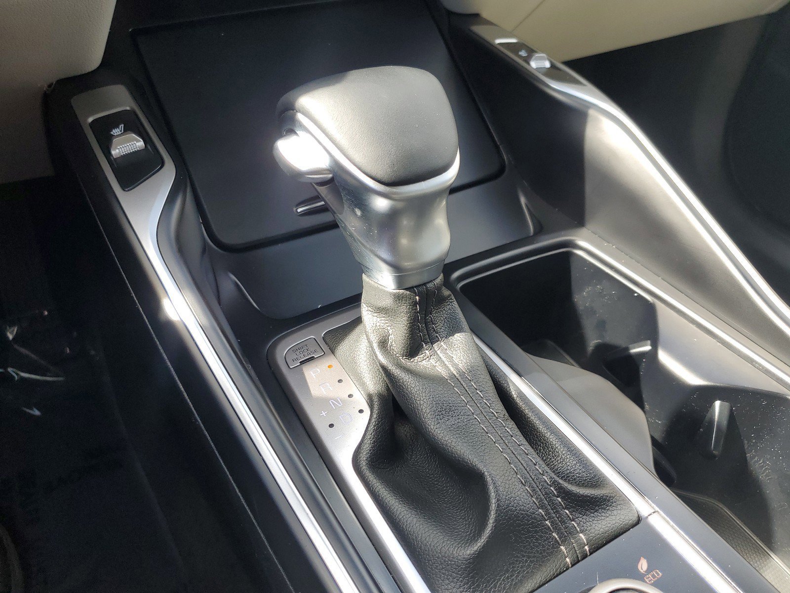 Used 2023 Kia Sorento S image 24