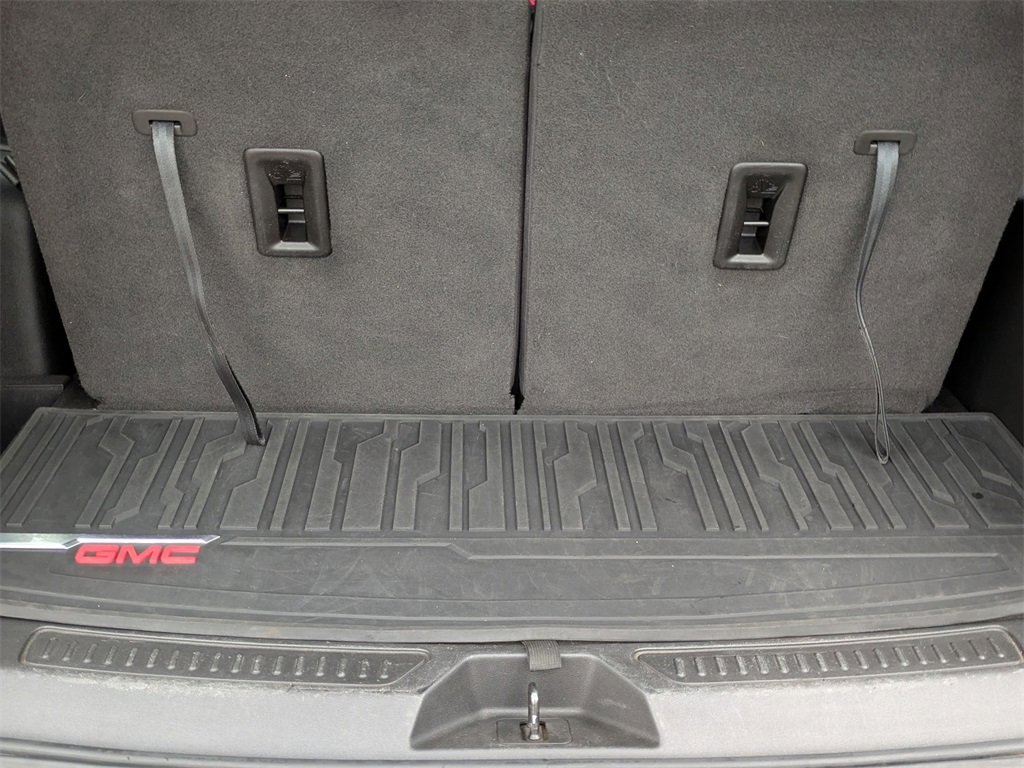 Used 2021 GMC Acadia SLT w/ Trailering Package image 13