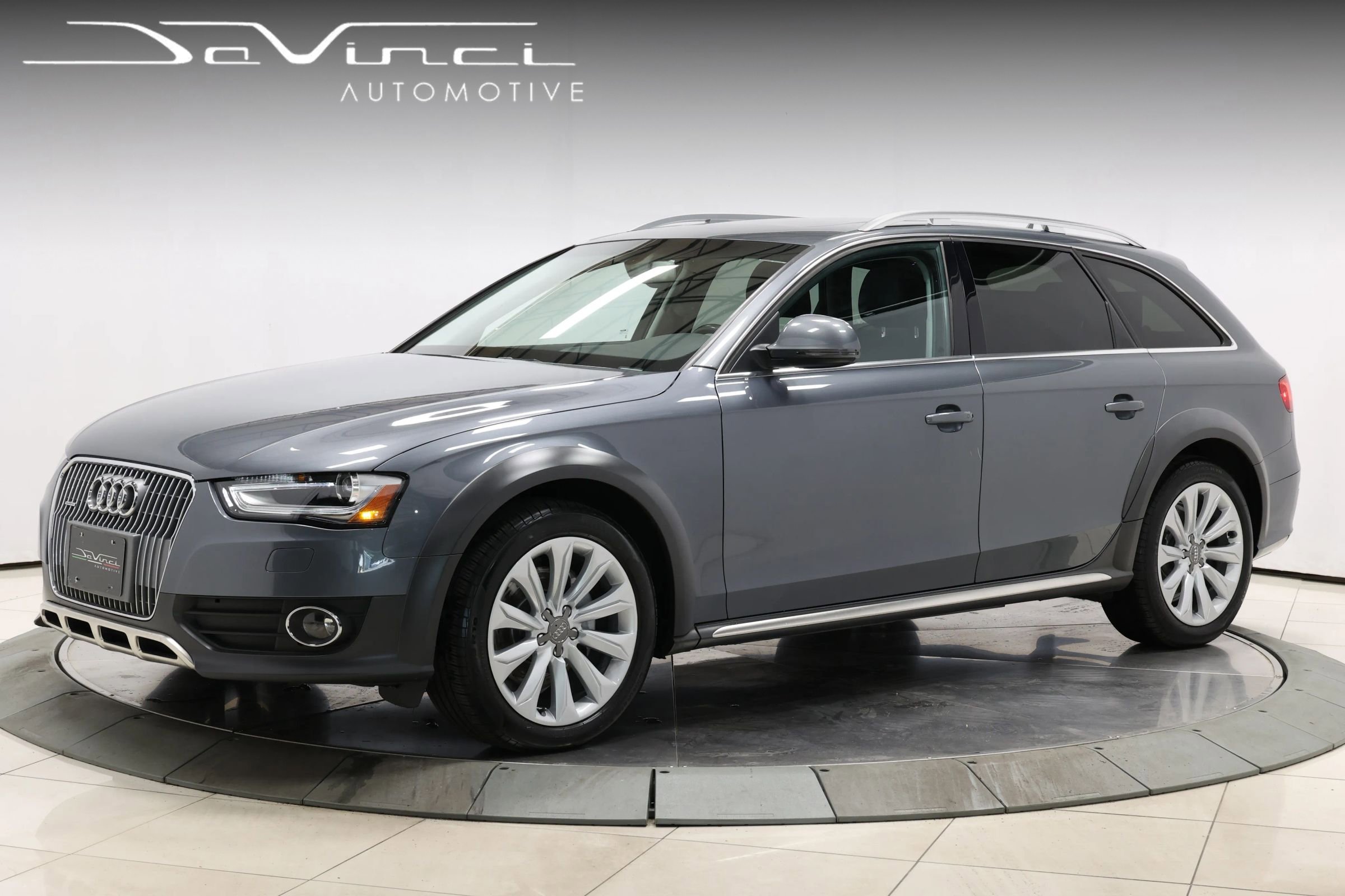 Used 2015 Audi A4 Premium Plus w/ Premium Plus Package image 1