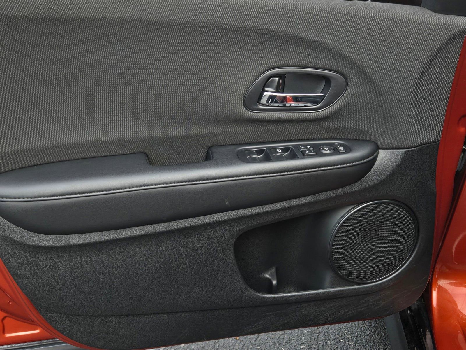 Used 2019 Honda HR-V Sport image 8