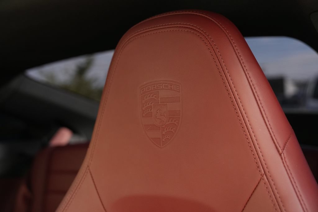 Used 2020 Porsche 911 Carrera 4S AWD/4WD image 65