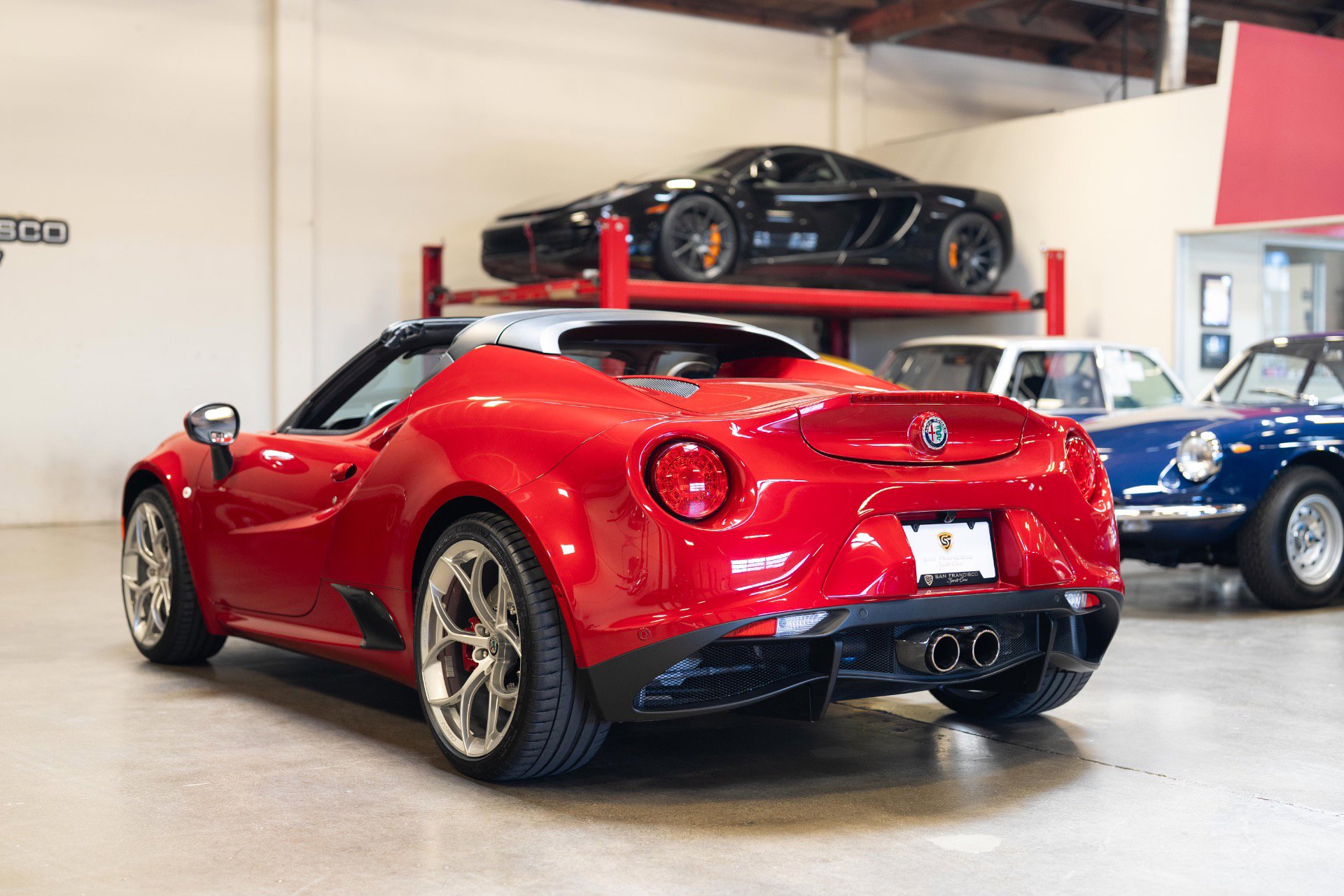 Used 2018 Alfa Romeo 4C Spider w/ Convenience Group - Spider image 8