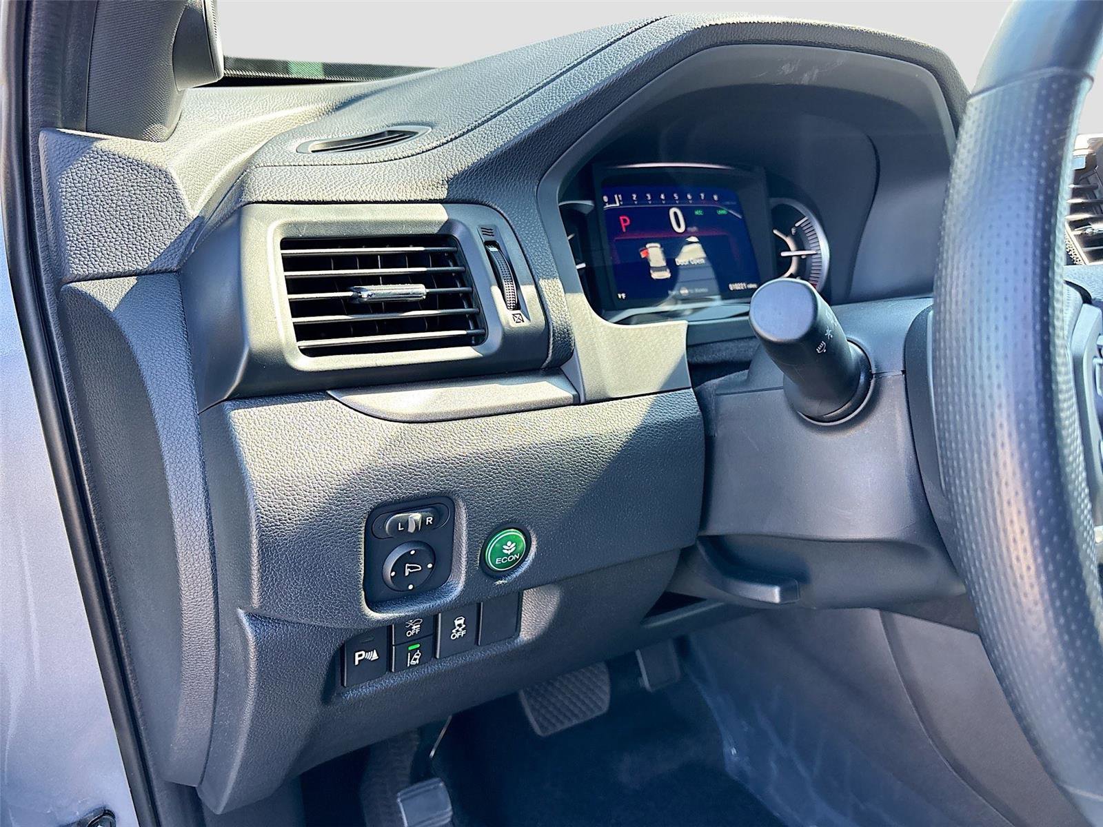 Certified 2025 Honda Passport EX-L image 11