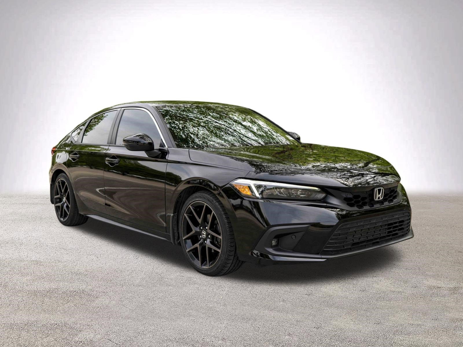 Used 2023 Honda Civic Sport Touring image 2