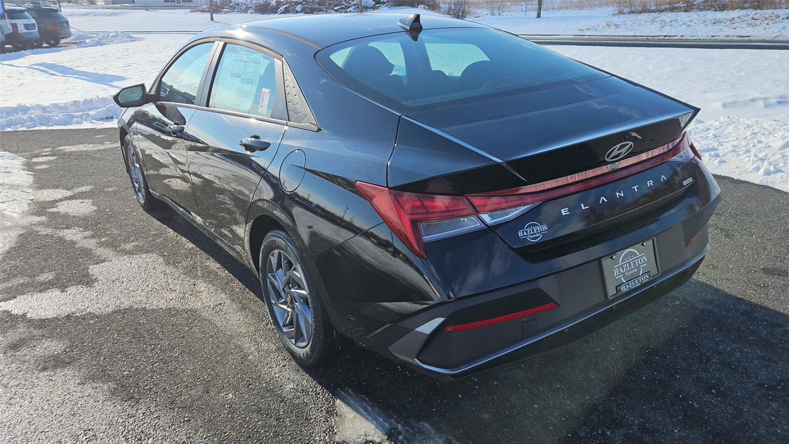 New 2026 Hyundai Elantra Blue image 5