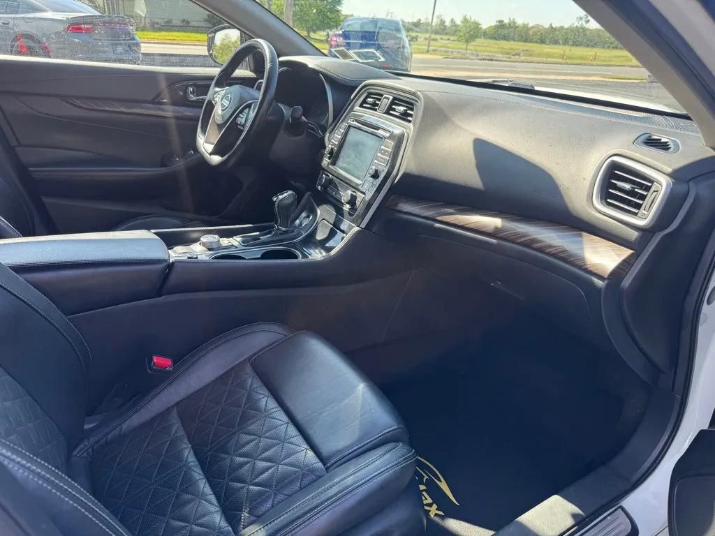 Used 2017 Nissan Maxima Platinum FWD image 8