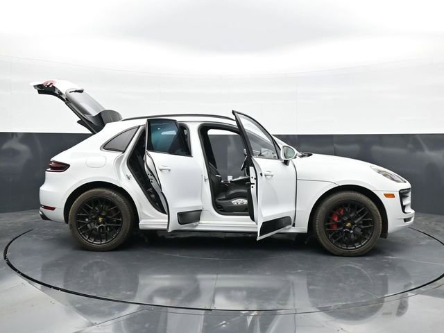 Used 2018 Porsche Macan GTS AWD/4WD image 46