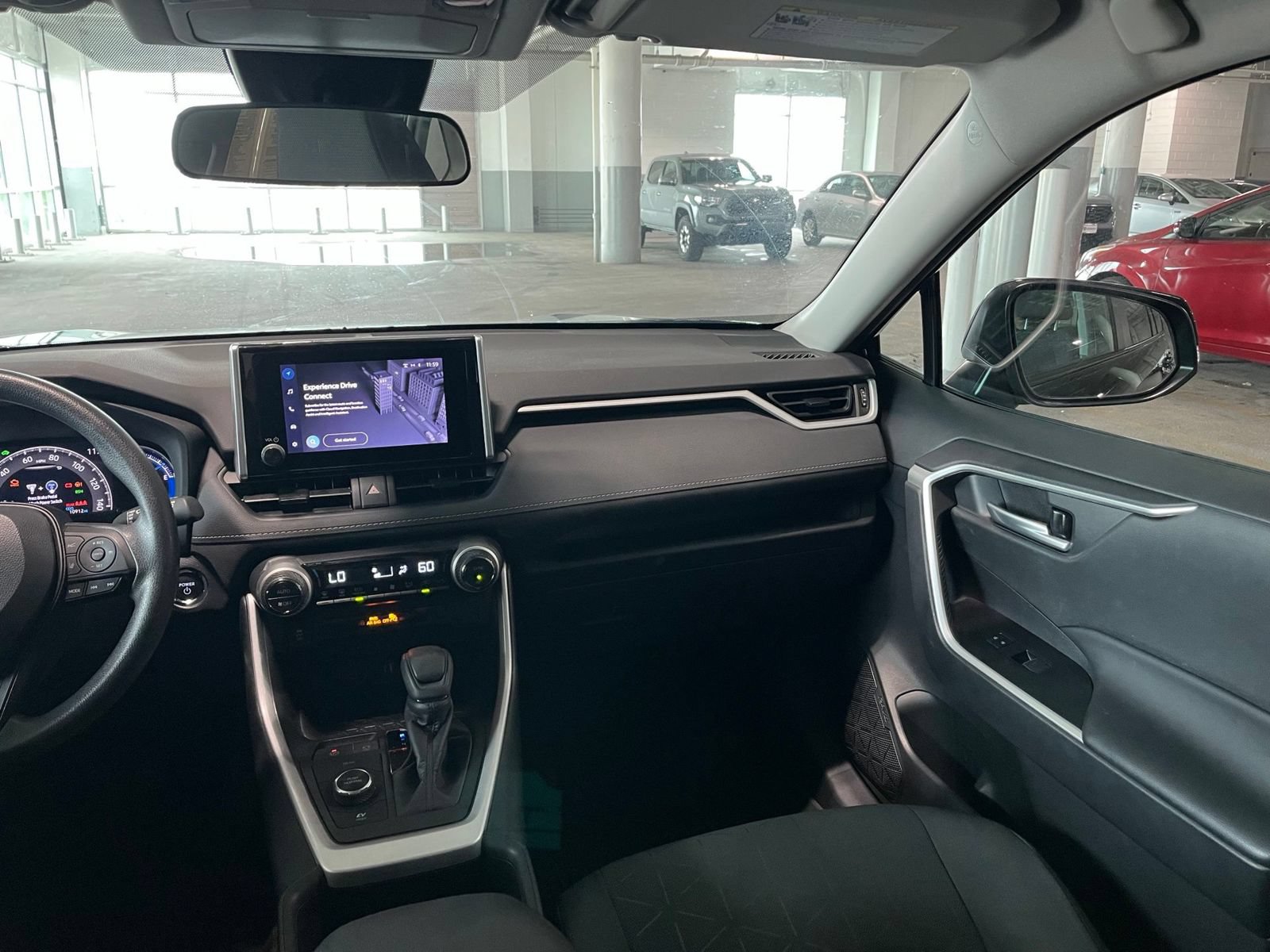 Used 2023 Toyota RAV4 XLE AWD/4WD image 38
