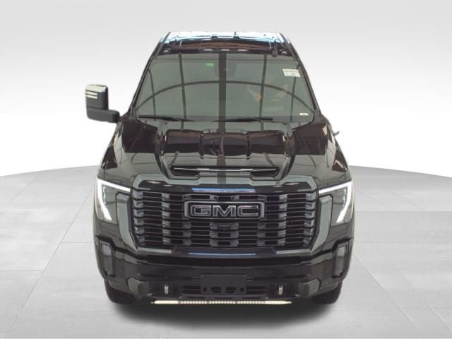 Used 2024 GMC Sierra 2500 Denali Ultimate image 3