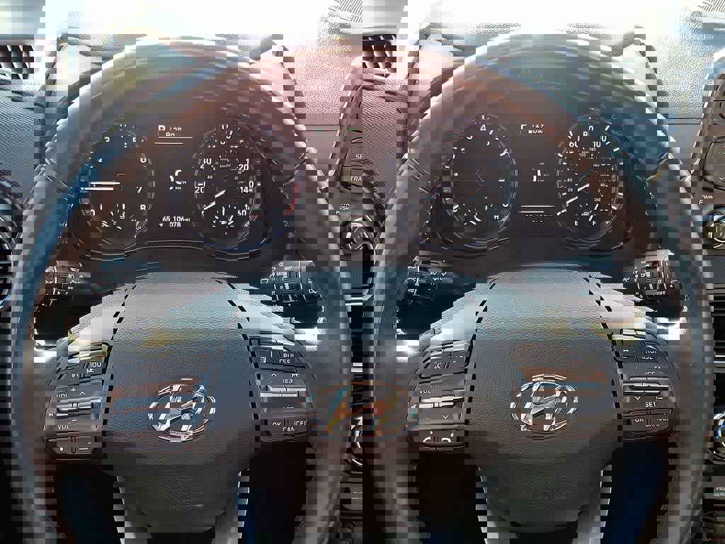 Used 2021 Hyundai Kona Limited w/ Cargo Package image 19