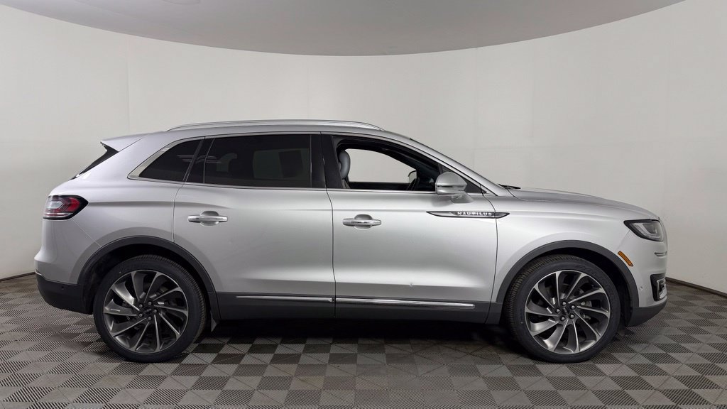 Used 2019 Lincoln Nautilus Reserve w/ Ultimate Package AWD/4WD image 11