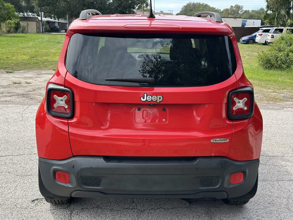 Used 2017 Jeep Renegade Latitude w/ Popular Equipment Group FWD image 13