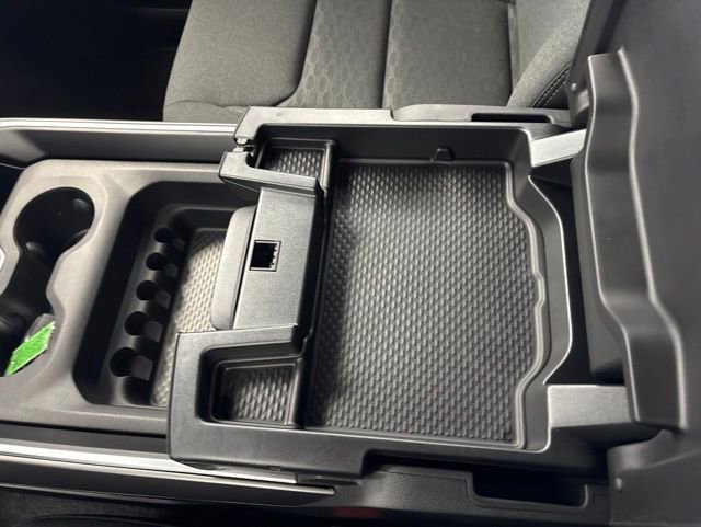 New 2026 RAM 1500 Express AWD/4WD image 39
