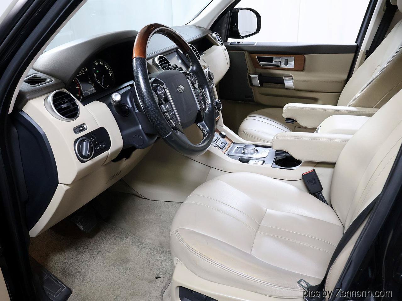 Used 2016 Land Rover LR4 HSE AWD/4WD image 12