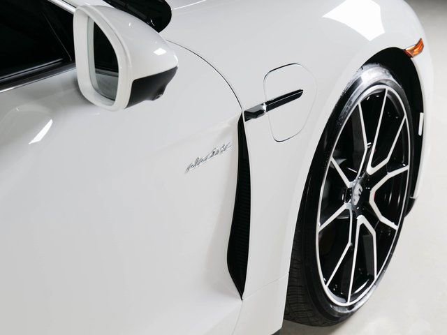 New 2025 Porsche Taycan 4S image 27