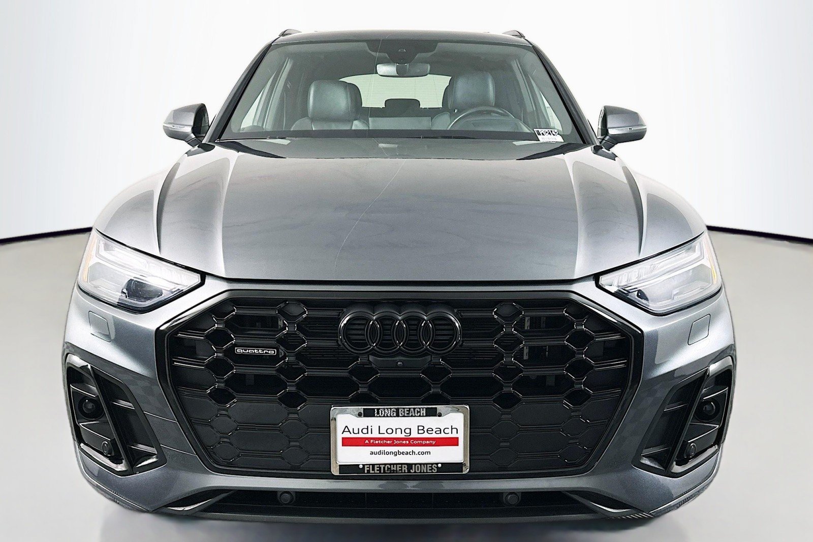 Used 2023 Audi Q5 e Prestige w/ Prestige Package AWD/4WD image 2