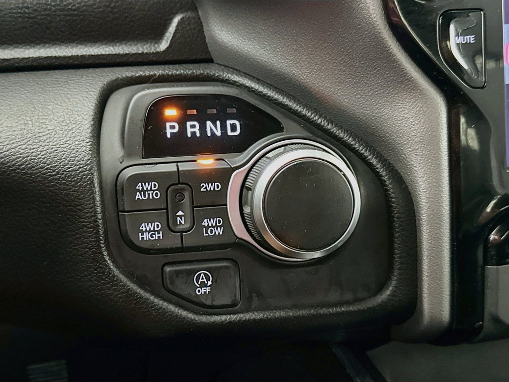Used 2025 RAM 1500 Big Horn AWD/4WD image 27