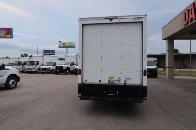 Used 2022 Chevrolet Express 3500 w/ Power Convenience Package image 5