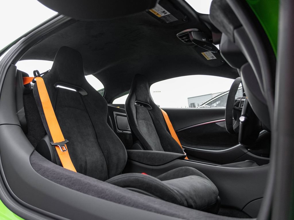 New 2026 McLaren Artura RWD image 11