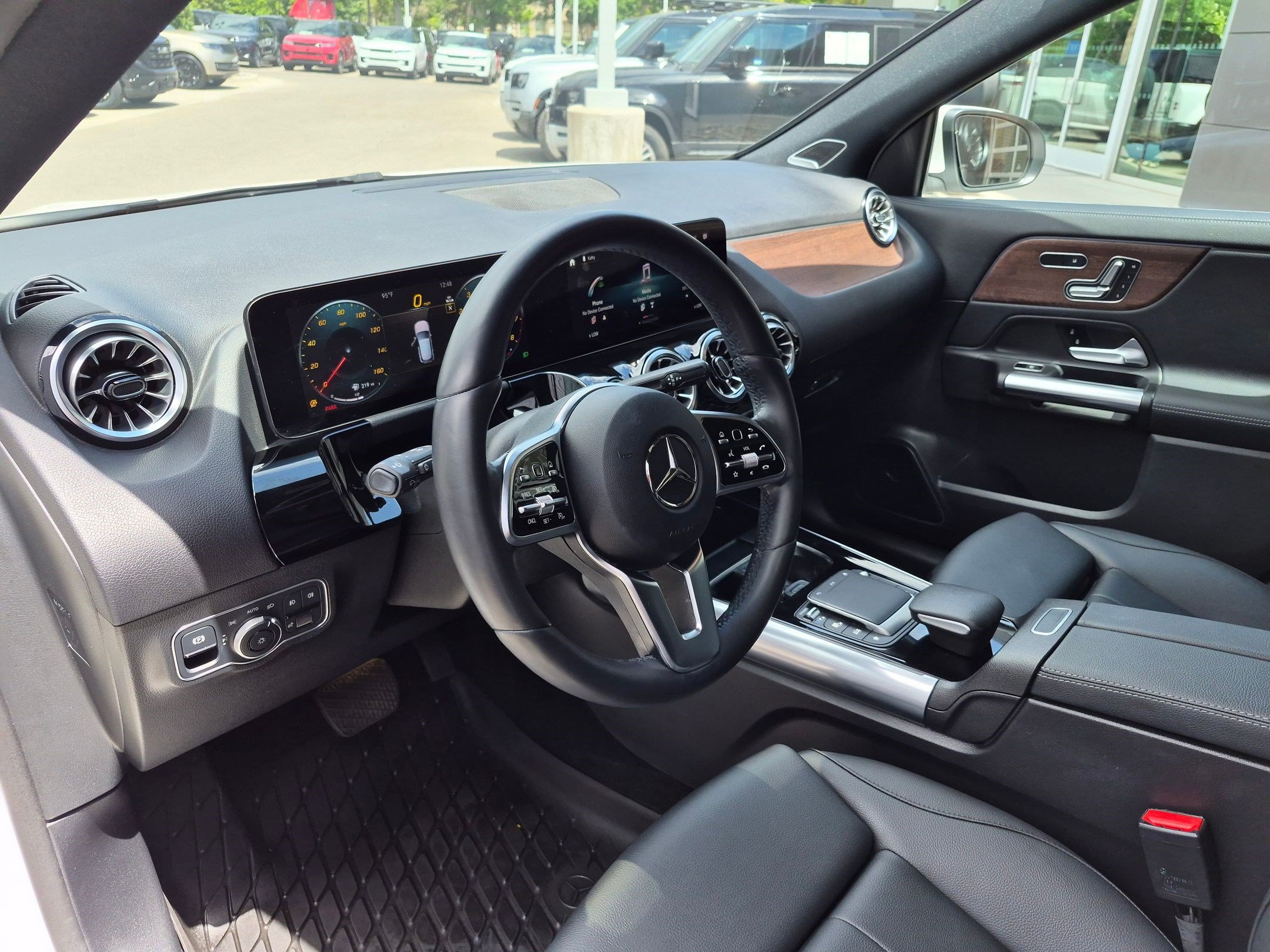 Certified 2023 Mercedes-Benz GLA 250 4MATIC image 15