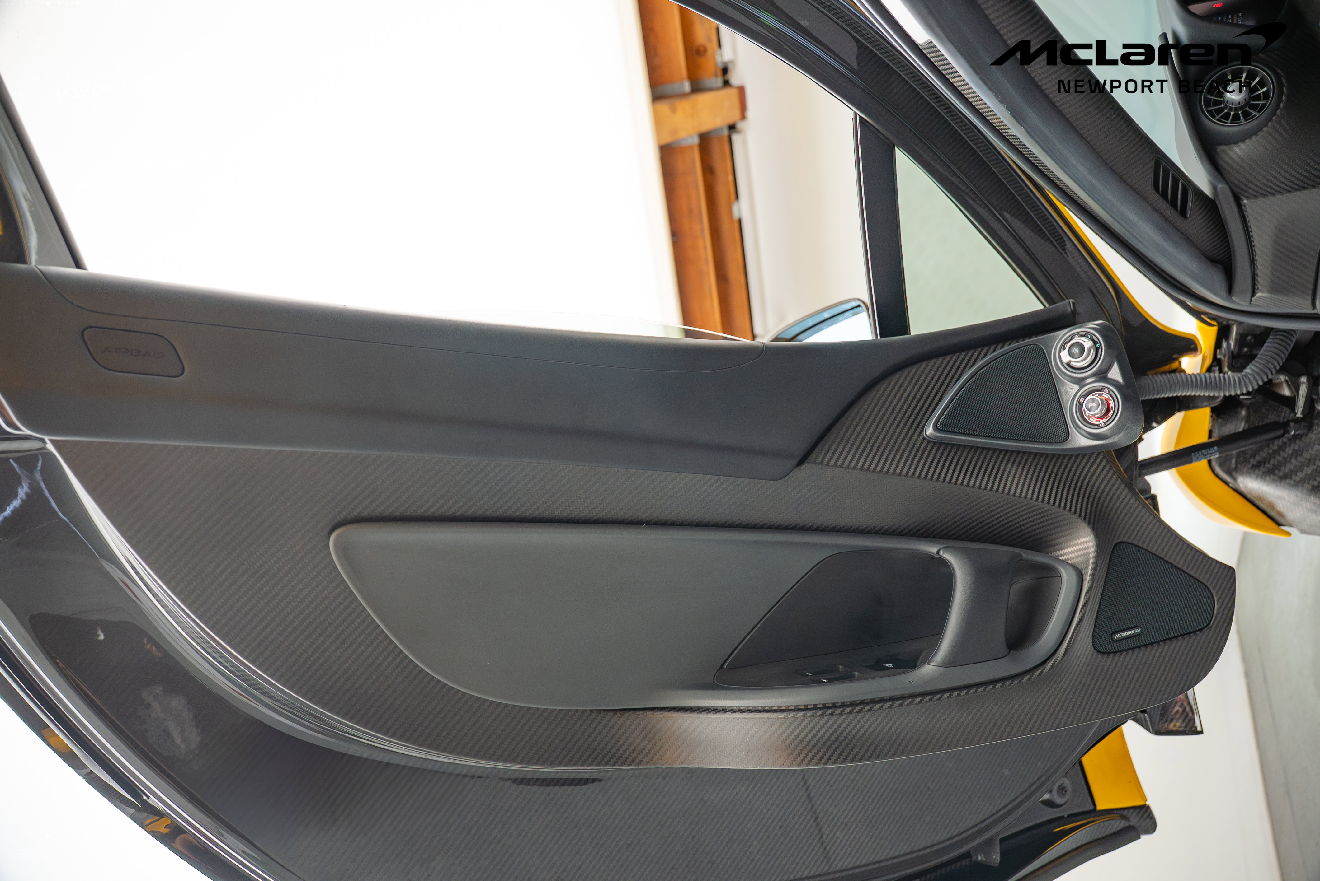 Used 2014 McLaren P1 image 49