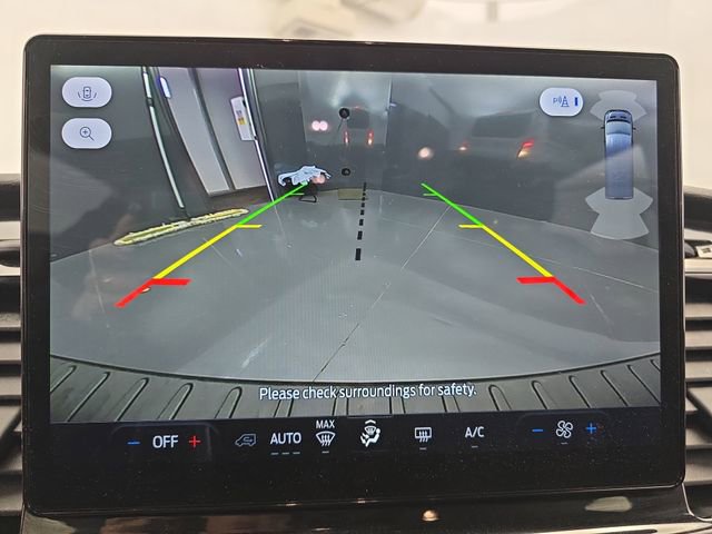 Used 2024 Ford Transit 350 XLT image 25