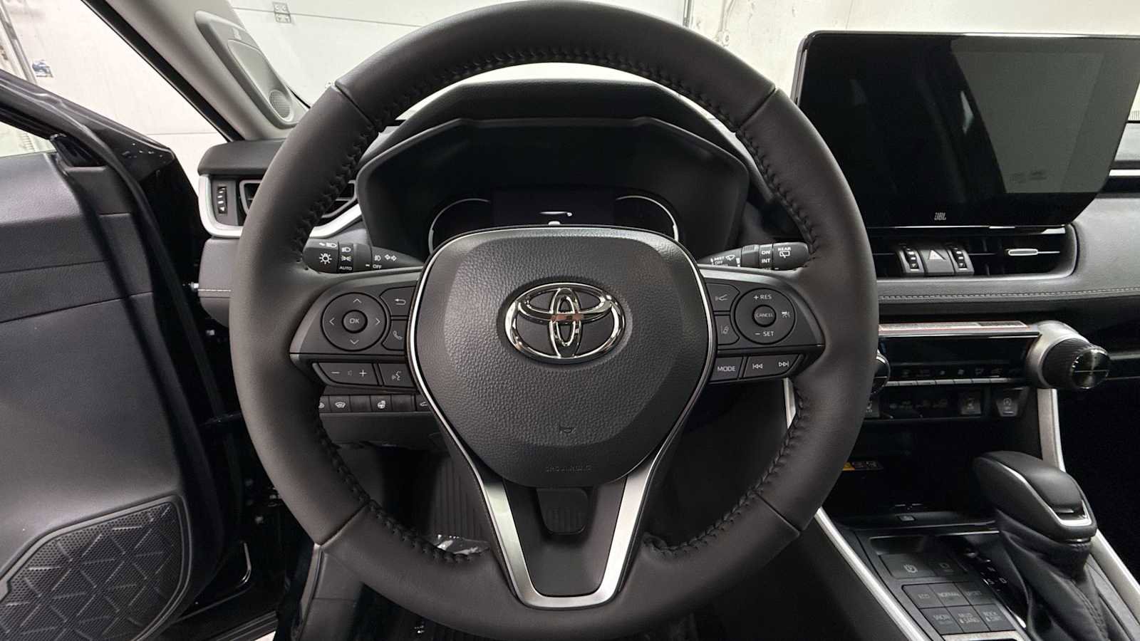 New 2025 Toyota RAV4 XLE Premium image 16