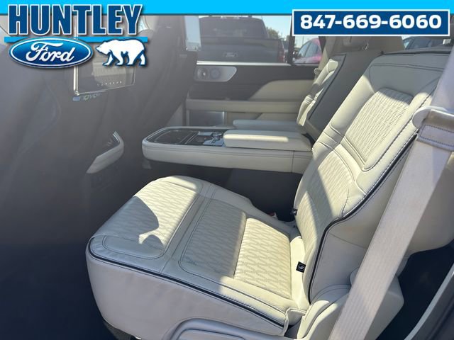 Used 2021 Lincoln Navigator Black Label w/ Cargo Convenience Package image 17
