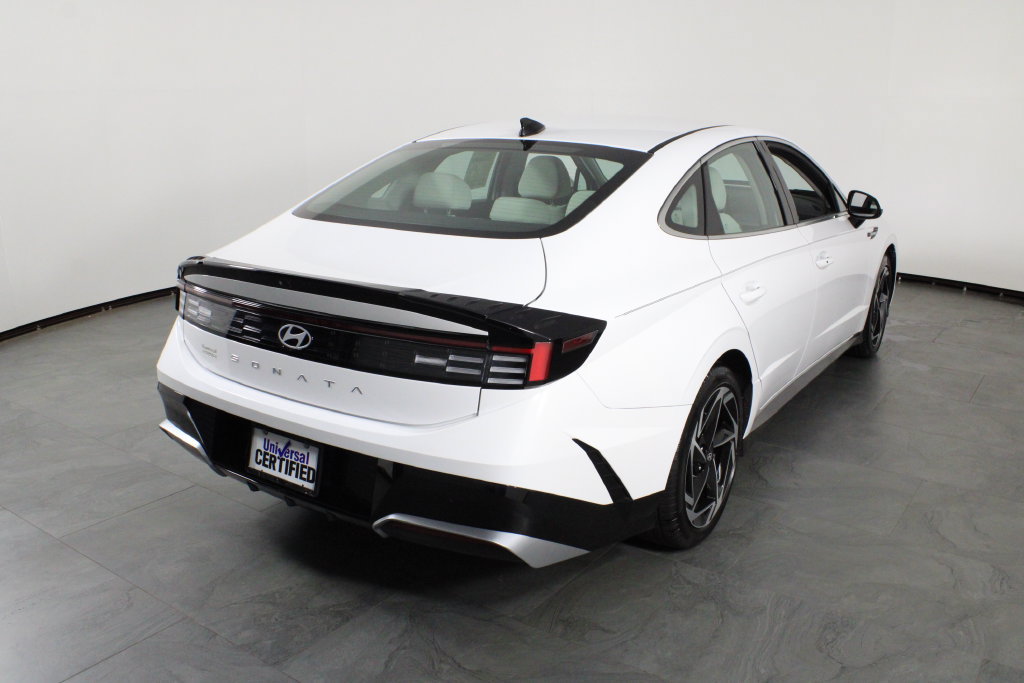 Certified 2026 Hyundai Sonata SEL FWD image 4