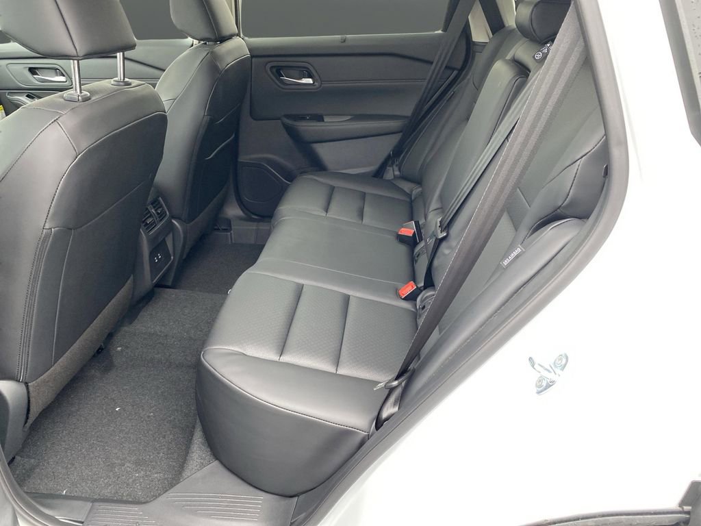 New 2026 Nissan Rogue SV w/ SV Premium Package image 27