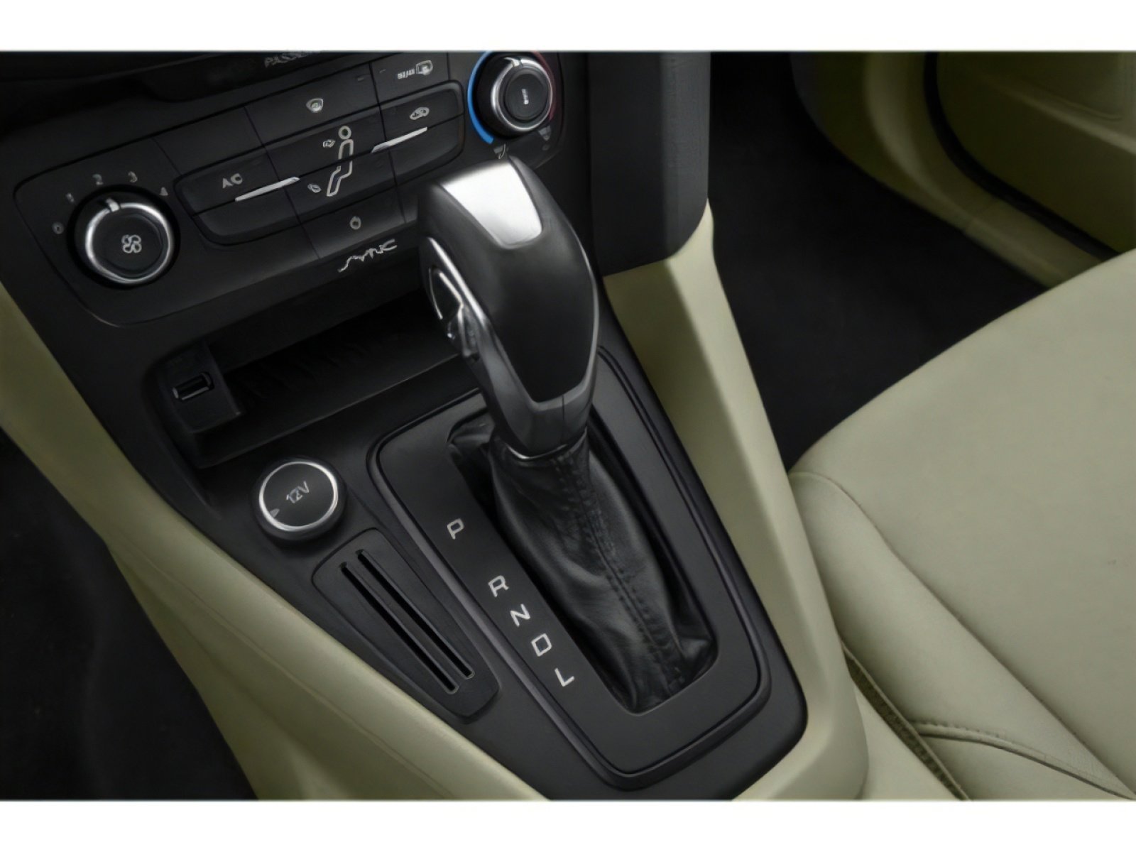 Used 2018 Ford Focus S FWD image 11