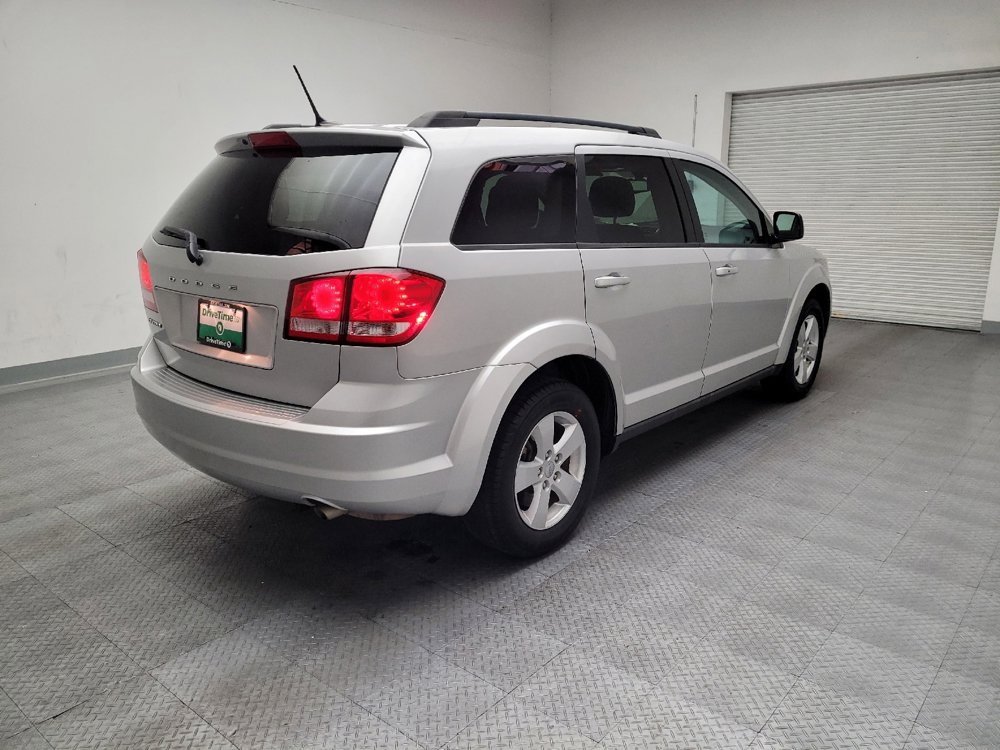 Used 2013 Dodge Journey SE image 9