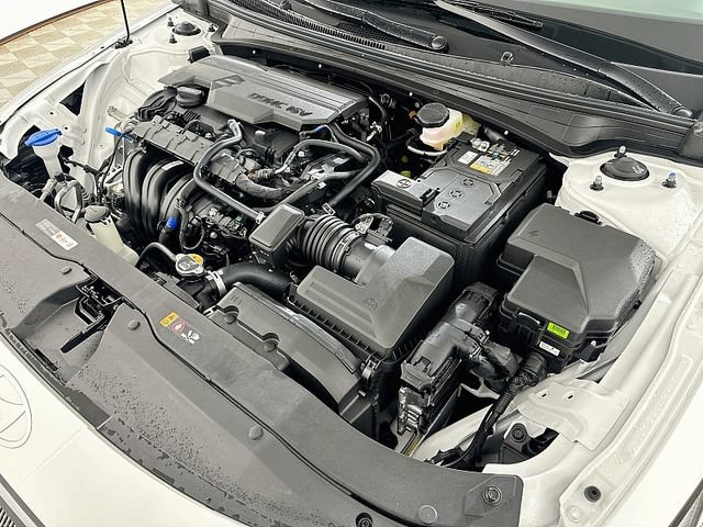 New 2026 Hyundai Elantra SE FWD image 21