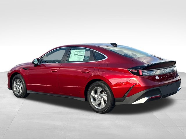 New 2026 Hyundai Sonata SE FWD image 3