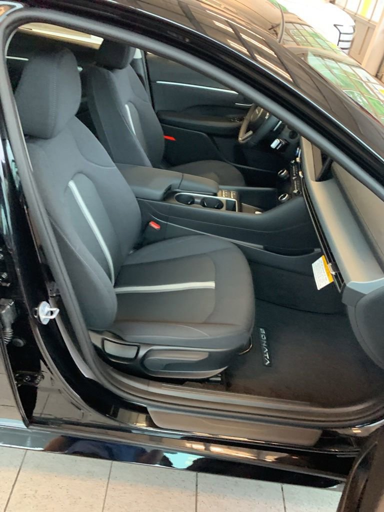 New 2026 Hyundai Sonata SEL AWD/4WD image 13