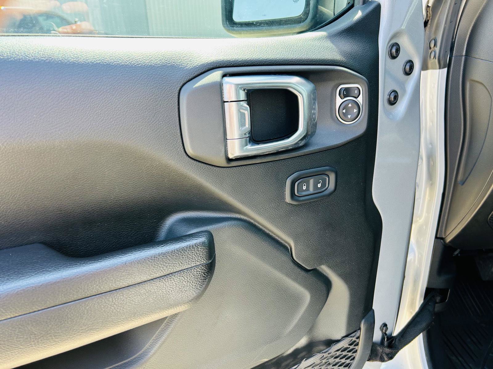Used 2023 Jeep Wrangler Unlimited Sport w/ Sun And Sound Package AWD/4WD image 13